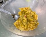Une image de l'étape 1 de Tarte surprise à la rhubarbe.