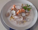 A picture of step 5 of Malaga-Style Gazpachuelo with Seafood and Milk Mayonnaise.
