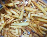 શક્કરિયાં ફ્રેન્ચ ફ્રાઈસ (sweet potatoes French fries recipe in Gujarati) રેસીપી સ્ટેપ4ફોટો