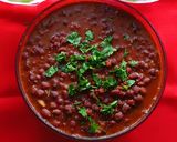 A picture of step 3 of Red cowpeas and rice.