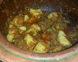 A picture of step 2 of Allu gosht.