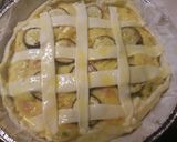 A picture of step 4 of Salmon, saffron and vegetable pie.