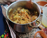 Foto del paso 7 de la receta: Repollo con sofrito de ajo y pimentón
