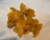 A picture of step 8 of Aloo Pakoda !!.