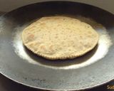 खमंग खुसखुशीत स्वादिष्ट शेंगदाण्याची पोळी (shengdanyachi poli reicpe in marathi) रेसिपी स्टेप 8 फोटो 