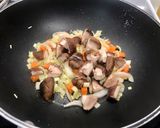 Foto del paso 2 de la receta: Pollo con almendras y seta shitake 🍜🍜🍜🥢🥢🥢