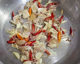 Foto langkah ke 1 dari resep Tumis Bunga Pepaya.