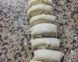 Foto del paso 4 de la receta: PANCITOS SABORIZADOS CON 🧅CEBOLLA🧅 (realizados con harina con levadura incorporada)