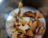 A picture of step 1 of Gulkand chikoo milk shake.