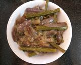 A picture of step 4 of Drumsticks Brinjal curry.