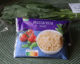 Medvehagymás sajtos pogácsa recept fázis 1 fotója
