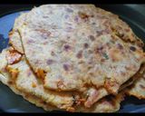 A picture of step 7 of Onion paratha.