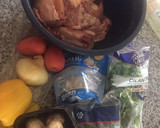 Foto del paso 2 de la receta: Delicioso Pollo guisado con champiñones! Para compartir en Navidad 🎄