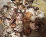 Foto langkah ke 5 dari resep Kerang saus tiram masak simpel.
