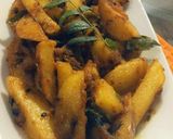 A picture of step 5 of Spicy fried potato sabzi.