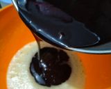Foto langkah ke 2 dari resep Chocolate Fudge Cake.