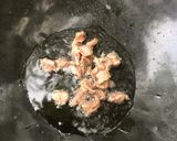 A picture of step 1 of Stir fried potatoes.