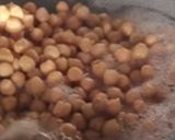 A picture of step 1 of Chickpea balls.