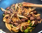 Foto del paso 2 de la receta: Asado de tira saltado