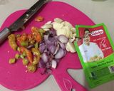 Foto langkah ke 3 dari resep Tumis pakcoy jeroan.