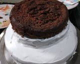 A picture of step 12 of Birthday cake.