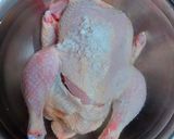 Foto del paso 1 de la receta: Pollo asado a la imperial con patatas asadas, huevos y olivas