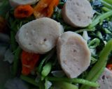 Foto langkah ke 2 dari resep Tumis Bayam Baso non MSG.