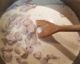 Hình bước làm 2 của món Chicken Alfredo Penne - Nui Ý Sốt Kem
