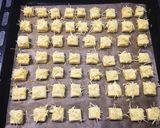 Sajtos kockák (Isteni finom, mint a bolti) recept fázis 8 fotója
