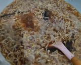 Foto langkah ke 4 dari resep Lontong Mie Surabaya.