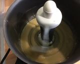Une image de l'étape 2 de Sauce fromagère au jus de rhubarbe, épices et emmental.