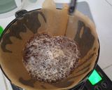 Foto langkah ke 5 dari resep Iced Milk Coffee.