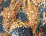 Foto langkah ke 2 dari resep Terong panggang geprek sambal bawang.