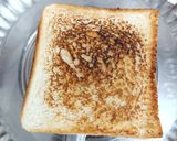 A picture of step 3 of Vegetable cheese spread Sandwich.