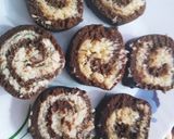 चॉकलेट कोकोनट रोल (Chocolate coconut roll recipe in hindi) रेसिपी चरण 5 फोटो