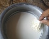 A picture of step 1 of Homemade Natural Yoghurt.