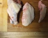 A picture of step 1 of Oven baked crispy chicken wings.