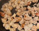 Foto del paso 1 de la receta: Pollo al verdeo y puerro súper tierno y sabroso