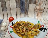 Foto langkah ke 3 dari resep Omelette Jamur Kancing.