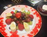 Foto del paso 1 de la receta: Ohayo 🌞 Ensalada de Frutas 🍓🍇🍌Para el Desayuno !