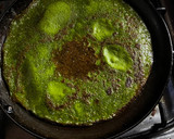 Foto del paso 3 de la receta: CRÊPE de ESPINACA y Harina de GARBANZO (muy fácil y nutritivo)