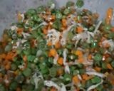 A picture of step 4 of Restaurant style egg fried rice.