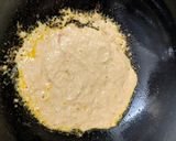 A picture of step 5 of Prawn curry.