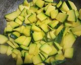 A picture of step 2 of Spicy pumpkin curry.