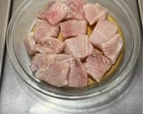 Foto del paso 1 de la receta: ### CAZÓN DORADO EN MANTECA AL AJO CON PAPRIKA