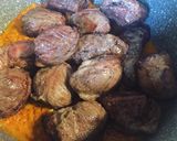 Une image de l'étape 4 de Carrillada (joue de porc confite).