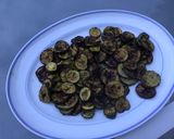 Une image de l'étape 8 de Courgettes au beurre de chorizo,curry et pavot bleu (recette plancha).