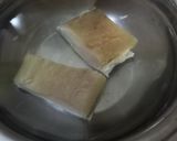 Foto langkah ke 1 dari resep Tumis Toge Ikan Asin ala Resto.
