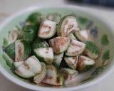 Foto langkah ke 1 dari resep Oseng klotok & terong bulat nyumi.