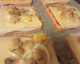 Foto del paso 3 de la receta: Minipizzas de pan de molde